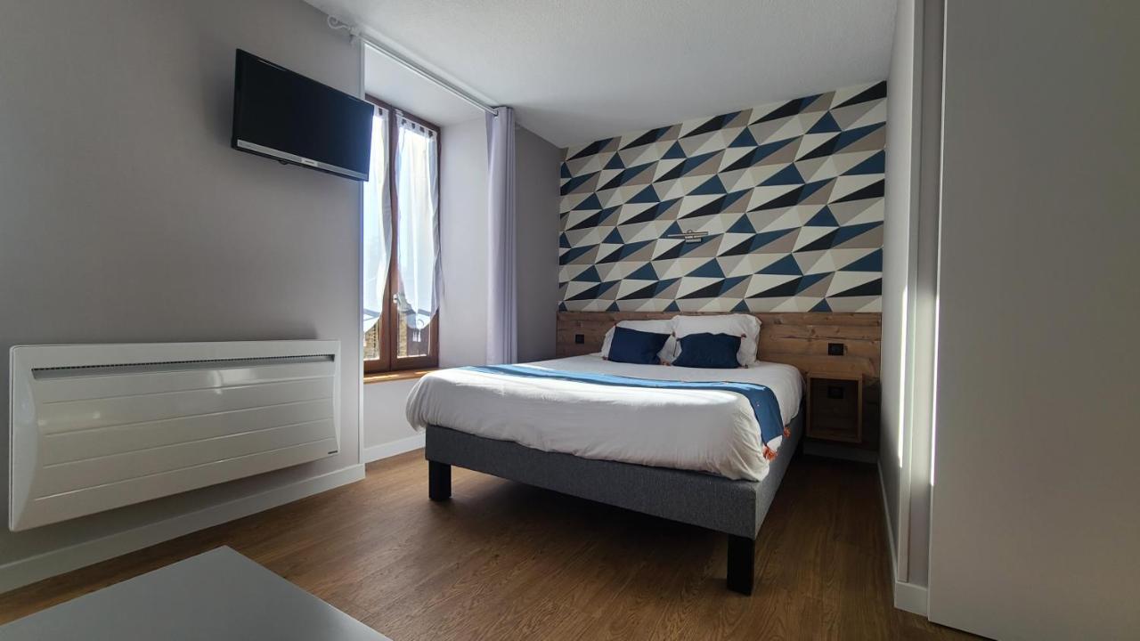 Logis Hotel Auberge De L'Allagnonette Saint-Poncy Экстерьер фото