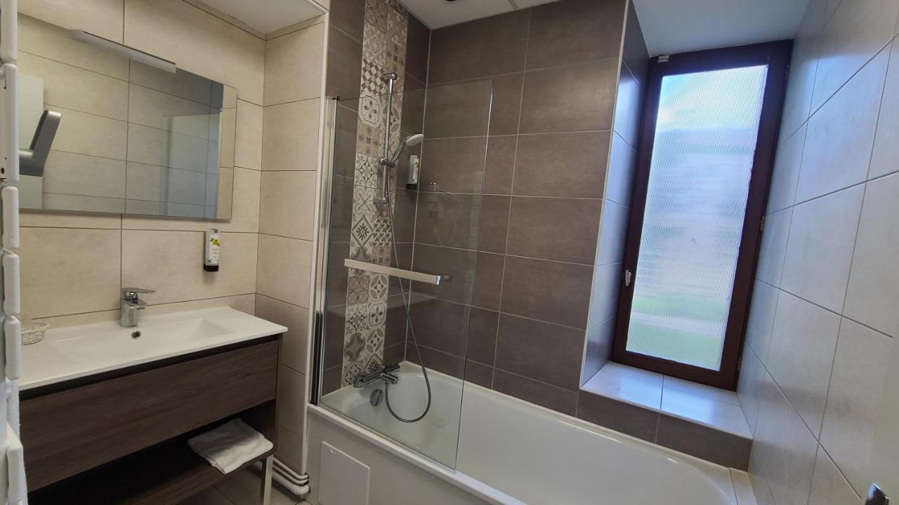 Logis Hotel Auberge De L'Allagnonette Saint-Poncy Экстерьер фото