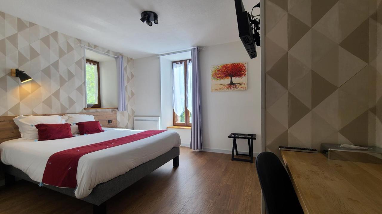 Logis Hotel Auberge De L'Allagnonette Saint-Poncy Экстерьер фото