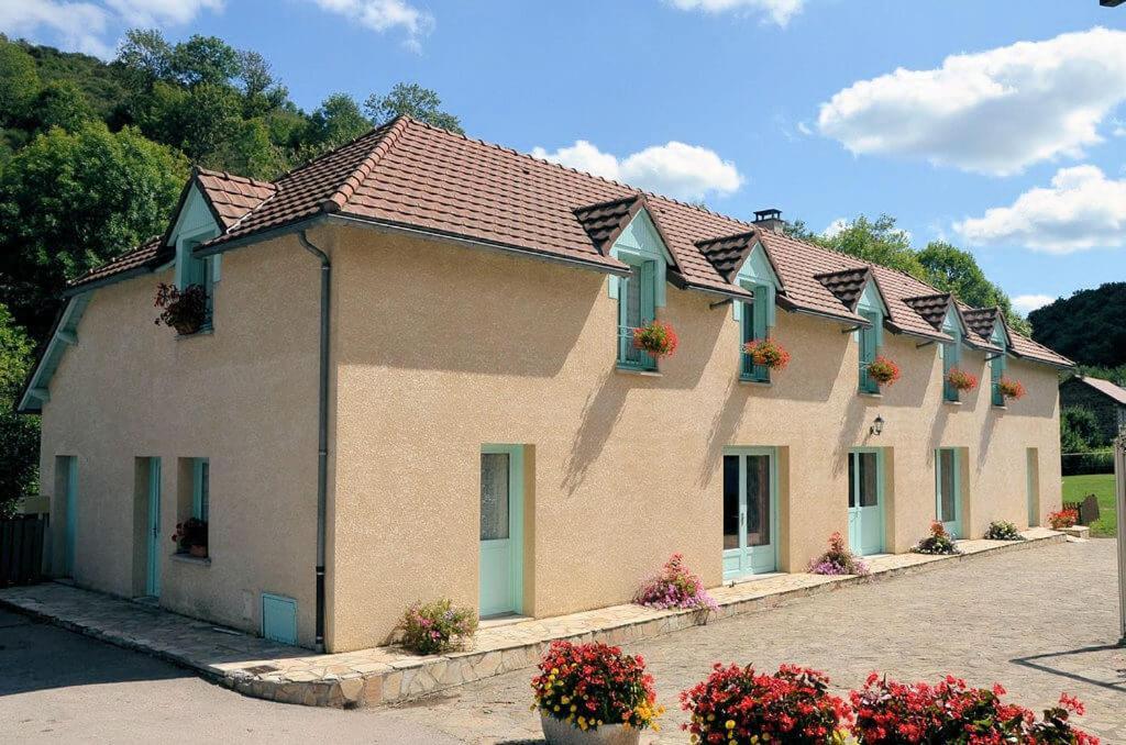 Logis Hotel Auberge De L'Allagnonette Saint-Poncy Экстерьер фото